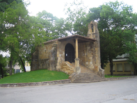 Ermita de Santa Cruz, Cangas de Onís (Asturias)